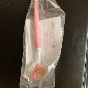 Pampered Chef Dual Sided Cleaning Brush
